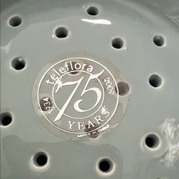 #1314** Collections Of Daisy Patterned Colander with Handles - Picture 6 of 6